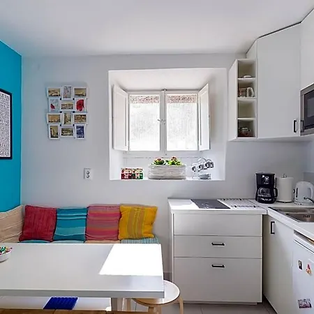 Walls Albergue