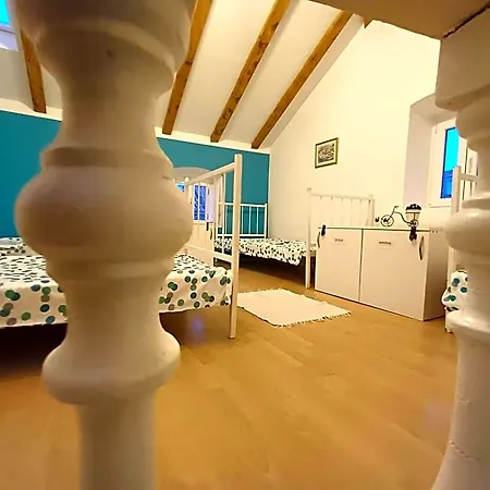 Walls Albergue *